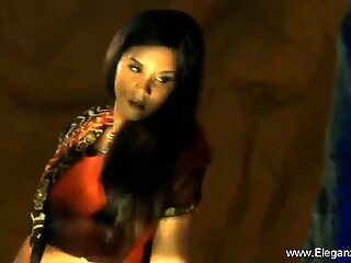 Bollywood Sensual Dancer Babe